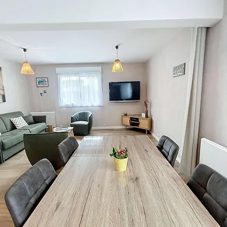 Bel Rénové Au Cœur De Jullouville, 100m De La Plage, 1 Chambre, 4 Couchages, Parking Privé - Fr-1-361-72