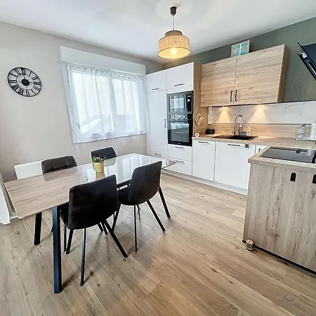 Bel Rénové Au Cœur De Jullouville, 100m De La Plage, 1 Chambre, 4 Couchages, Parking Privé - Fr-1-361-72 Jullouville-les-Pins