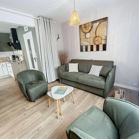 Bel Rénové Au Cœur De Jullouville, 100m De La Plage, 1 Chambre, 4 Couchages, Parking Privé - Fr-1-361-72 *
